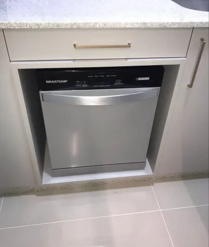 Lava louças Brastemp 8 Serviços Nova Lacrada