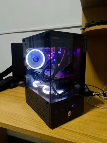 Pc Gamer | RX 5600XT triple fan asus tuf + 16gb de ram + i3 10100F