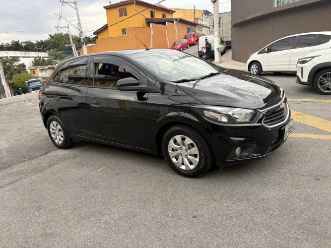 Chevrolet Onix Hatch LT 1.0 8V Flex Mec. 4P 2019