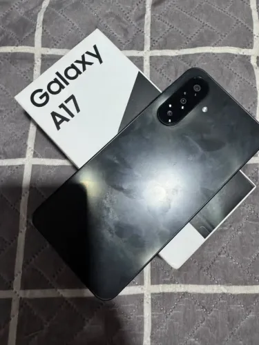 Samsung Galaxy A17