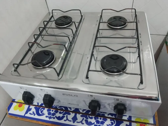 Fogão de mesa 4 bocas