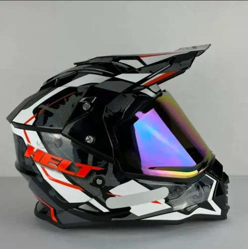 Capacete HELT novo nunca usado,Capacete na caixa tam:60 duas viseiras e óculos interno....