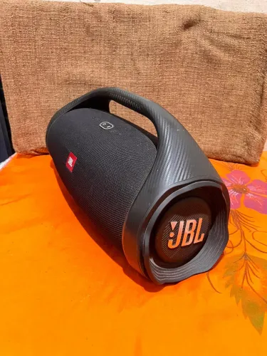 JBL boombox 2