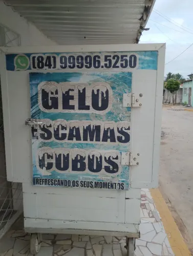 Vendo baú de gelo usado em ótimo estado