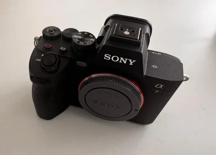 Câmera Sony A7IV