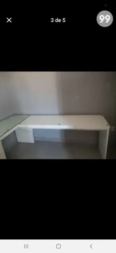 Escrivania em L