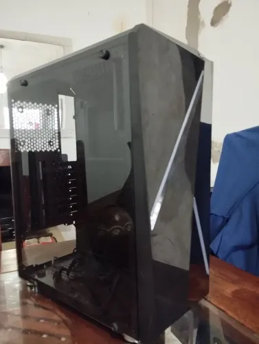 Gabinete Gamer Rise Modelo Z2 Glass, Mid Tower/Vidro Temperado - Usado