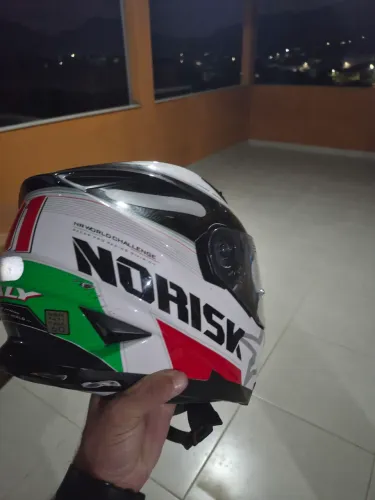 CAPACETE NORISK ITALIA