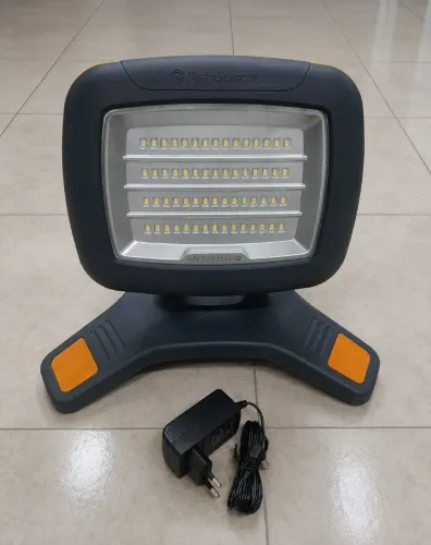 REFLETOR LED GALAXY 6K RECARREGÁVEL