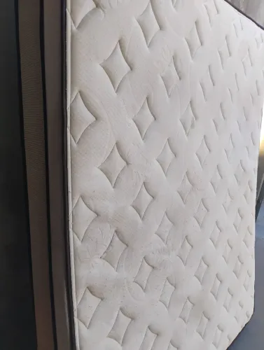 Vendo Colchão de cama box