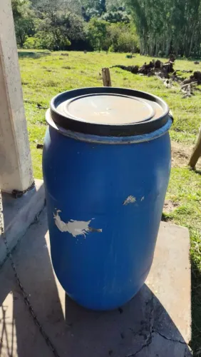 Vendo Tambor Limpo de 180 litros