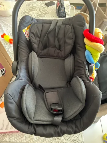 Bebê conforto semi novo
