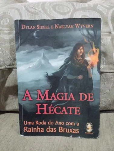 Livro A Magia de Hécate
