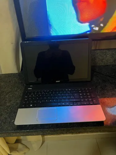 Notebook Acer, aspire E1-471, 14", Intel Core i3, 2.0GHz, 4GB, HD-500GB, WIN 10