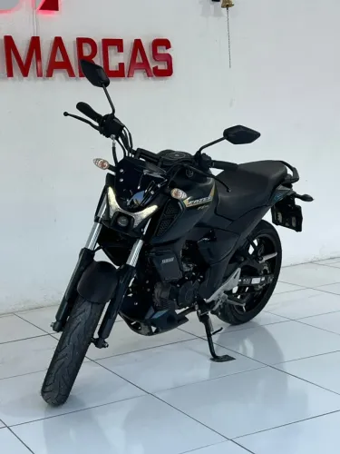 Yamaha Fazer 150 ABS 2025/2025 - Apenas 5.000 Km Rodados