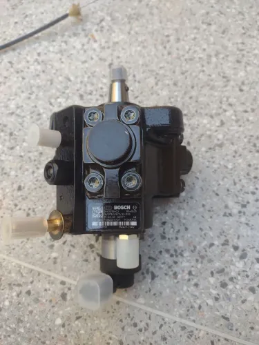 Vendo bomba ajetora de alta pressão bosch pra torro reneguede conpas a dossel