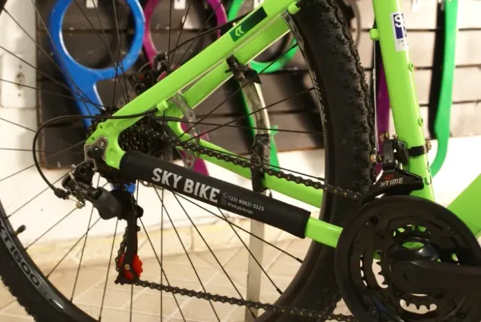 Bicicleta RAVA aro 29 com marcha 21v
