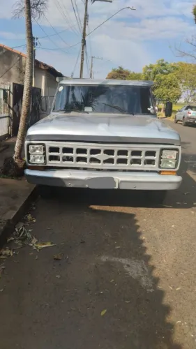 Ford F-1000 S. S. Diesel / S.s. Diesel Turbo 1985