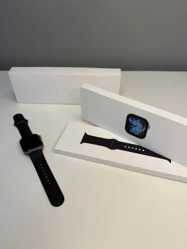 Apple Watch Series 11 42mm Space Gray - COM CAIXA E GARANTIA