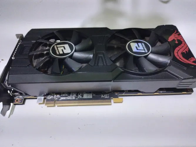 Powercolor RX 570 4GB.