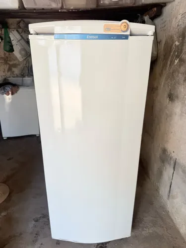 Geladeira cônsul degelo seco top