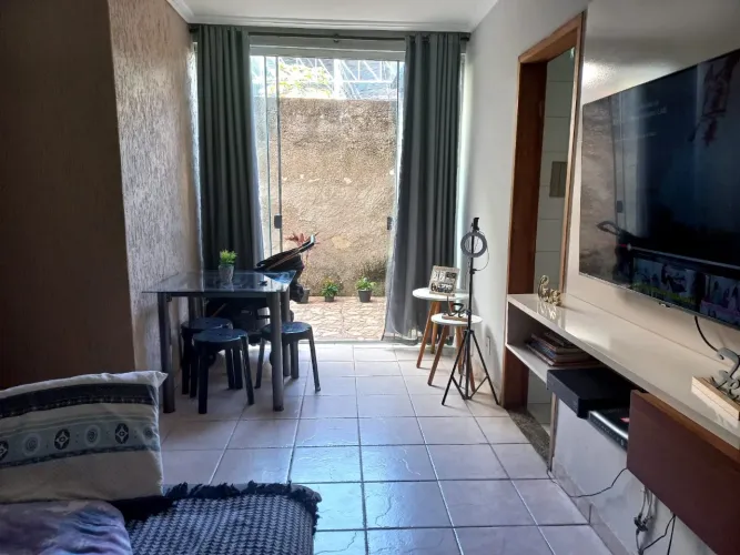 ÁREA PRIVATIVA COM 2 QUARTOS NO BAIRRO MANACÁS!