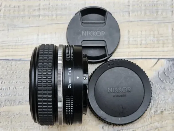 lente nikkor 28mm