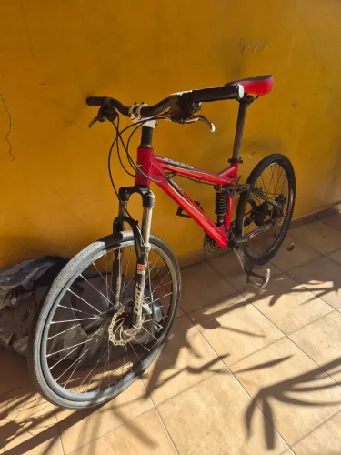 Bicicleta KHS XC 204 Downhill suspensão full