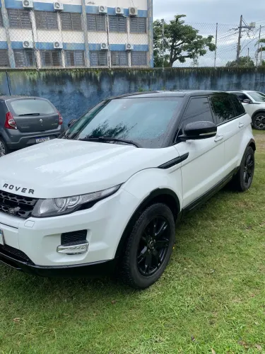 Land Rover Range Rover Evoque Pure 2.0 Aut. 5P 2013