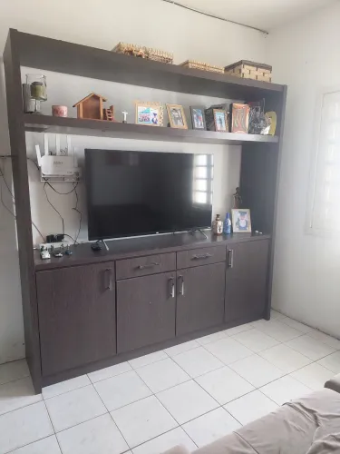 Estante de Sala