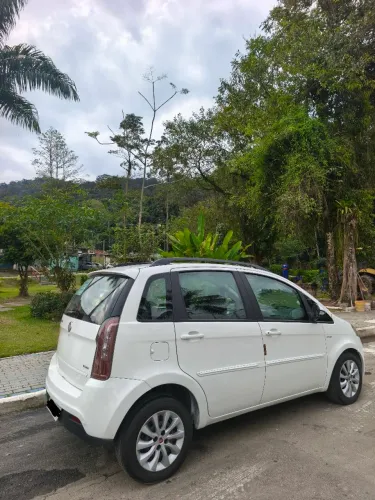 Fiat Idea Essence Dualogic 1.6 Flex 16V 5P 2013