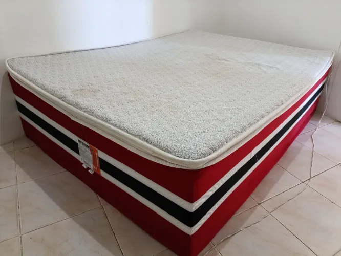 VENDO CAMA BOX SEMINOVA