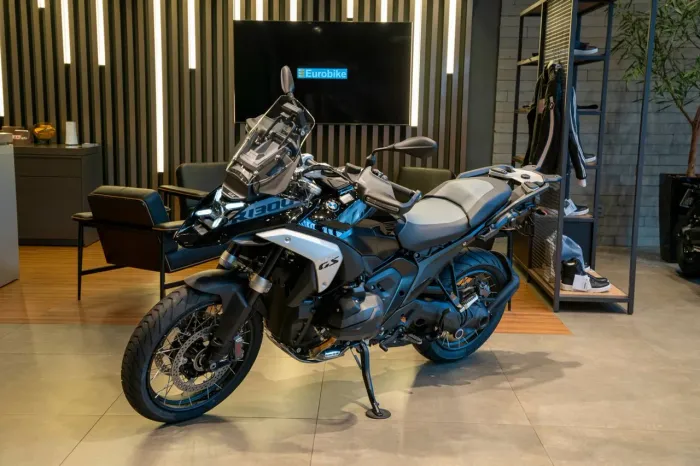 BMW R 1300 GS TRIPLE BLACK