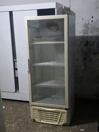 Vitrine muito boa