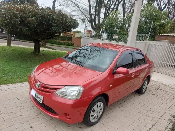 Toyota Etios XS Sedan 1.5 Flex 16V 4P Mec. 2013