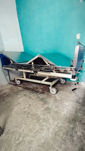 Cama hospitalar 