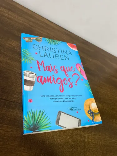 Livro mais que amigos 