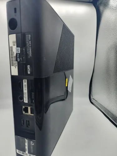 XBox 360 super slim sucata