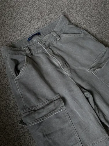 Calça cargo verde militar