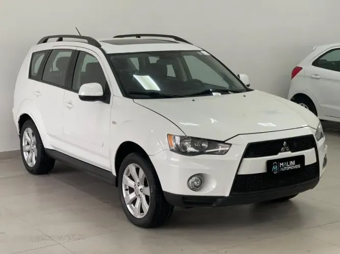 Mitsubishi Outlander 2.0 16V 160cv Aut. 2013