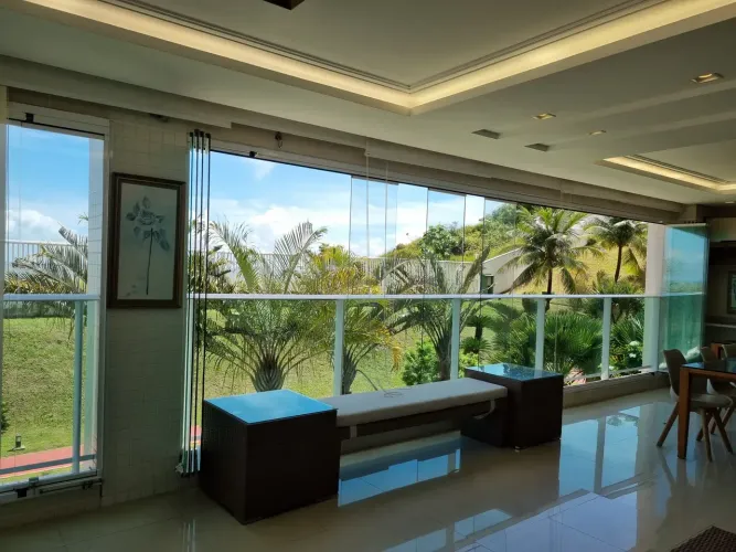 Oportunidade: Vendo Apartamento no Farol da Ilha - com 239m² - 04 Vagas - Varanda Ampla