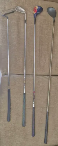 Kit com 4 tacos de golfe 