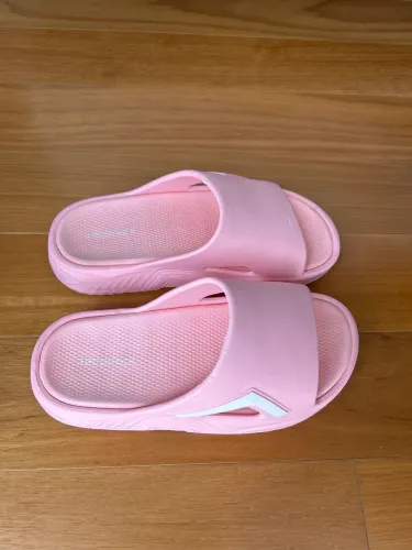 Chinelo nuvem 
