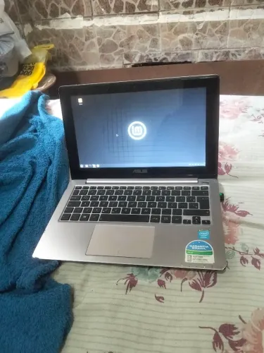 Vendo notebook Asus