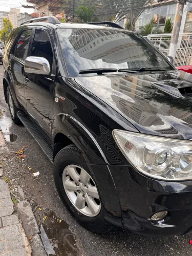 Toyota Hilux SW4 SRV D4-d 4X4 3.0 TDI Dies. AUT 2010