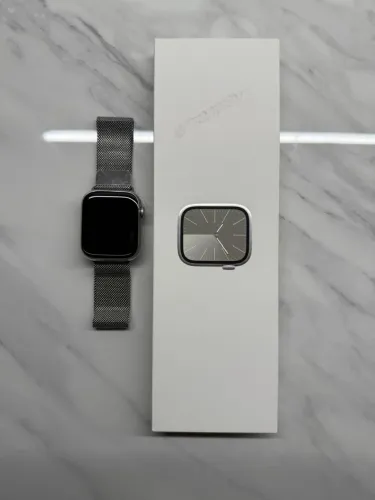 Apple Watch série 9 com pulseira milanês original 
