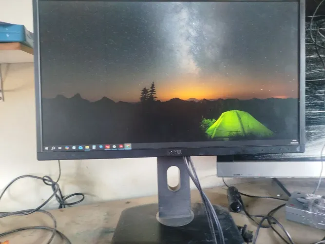 Monitor Dell P2317 com HDMI e display port com detalhes excelente preço. Entrego em BH