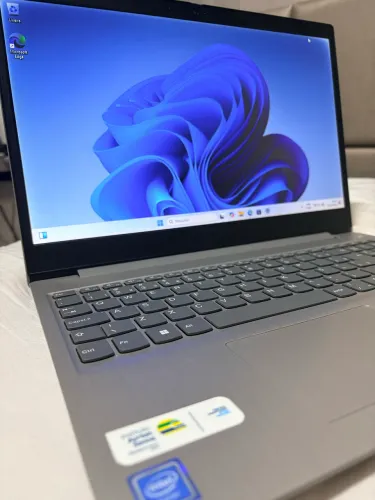 Laptop Lenovo IdeaPad 3i Intel