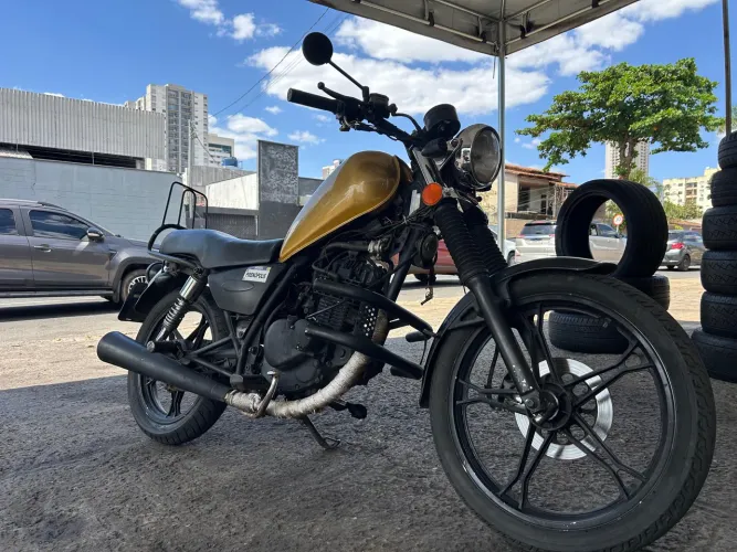 Suzuki intruder Custom