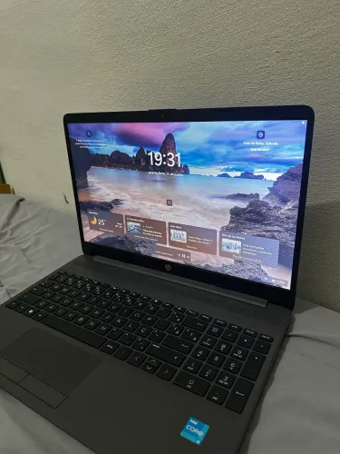 Notebook HP i3
